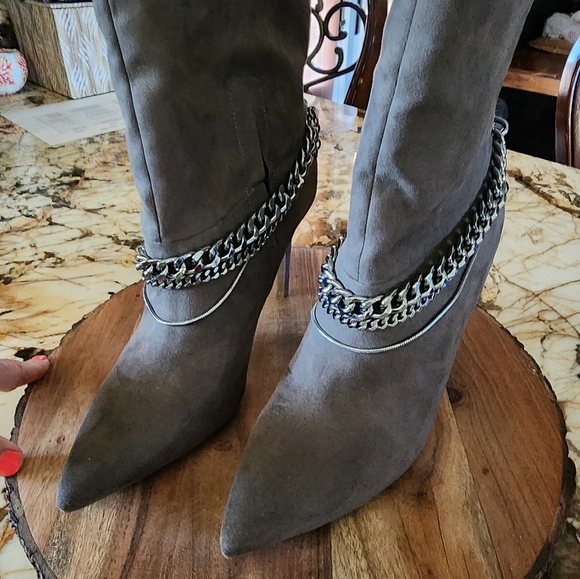 Boots INC brand - Picture 2 of 5